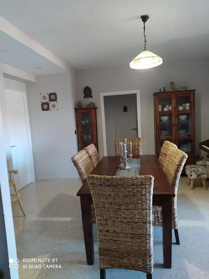 Apartamento Luminoso In Front Waikiki Beach Apartment Tarifa