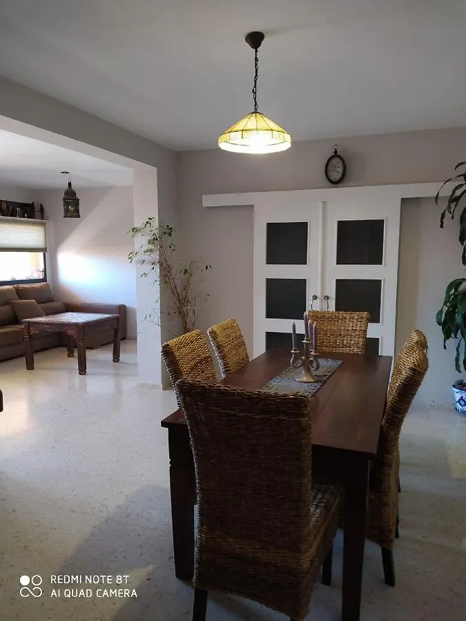 Apartamento Luminoso In Front Waikiki Beach Apartment Tarifa