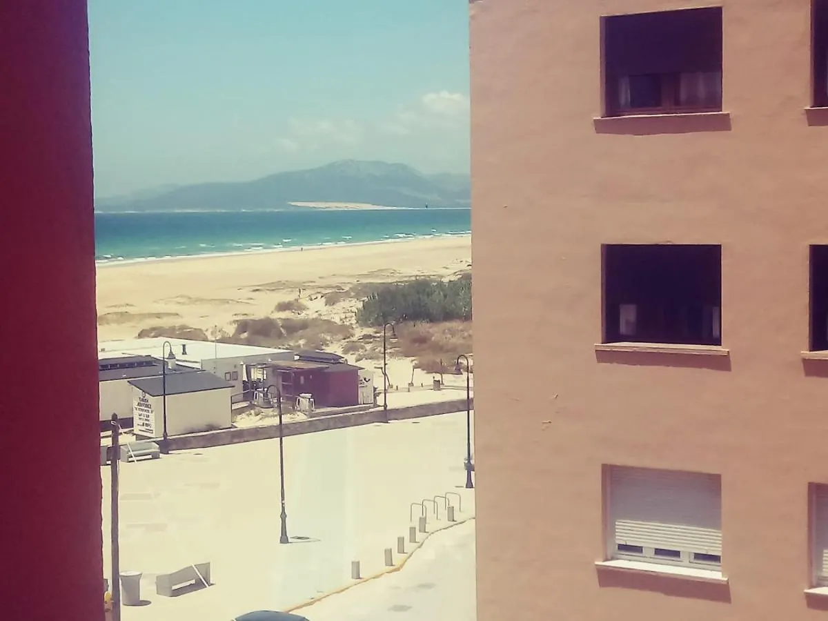Apartamento Luminoso In Front Waikiki Beach Apartment Tarifa 0*,  Spain
