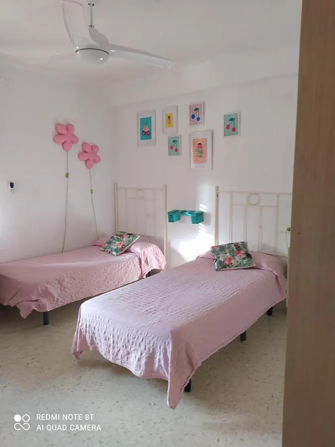Apartamento Luminoso In Front Waikiki Beach Apartment Tarifa 0*,  Spain